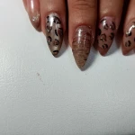تصویر خدمات تخصصی کاشت ناخن و مژه زهرا فاضلی