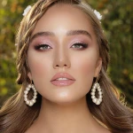 مرکز فر دائم مو و کاشت ناخن و لیفت مژه فریسا