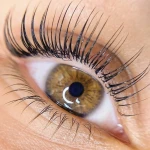 خدمات تخصصی مژه و ابرو مژگان رستم زاده