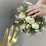 لوگوی سالن زیبایی و آرایشگاه زنانه دلی
