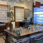 نمونه کار اپتومتريست و عينك ادريس پاد