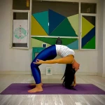 استودیو یوگا نسیم غفاری