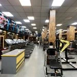 باشگاه بدنسازي و سولاریوم اندیشه آقايان
